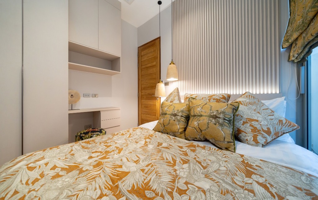 The Jim Thompson room